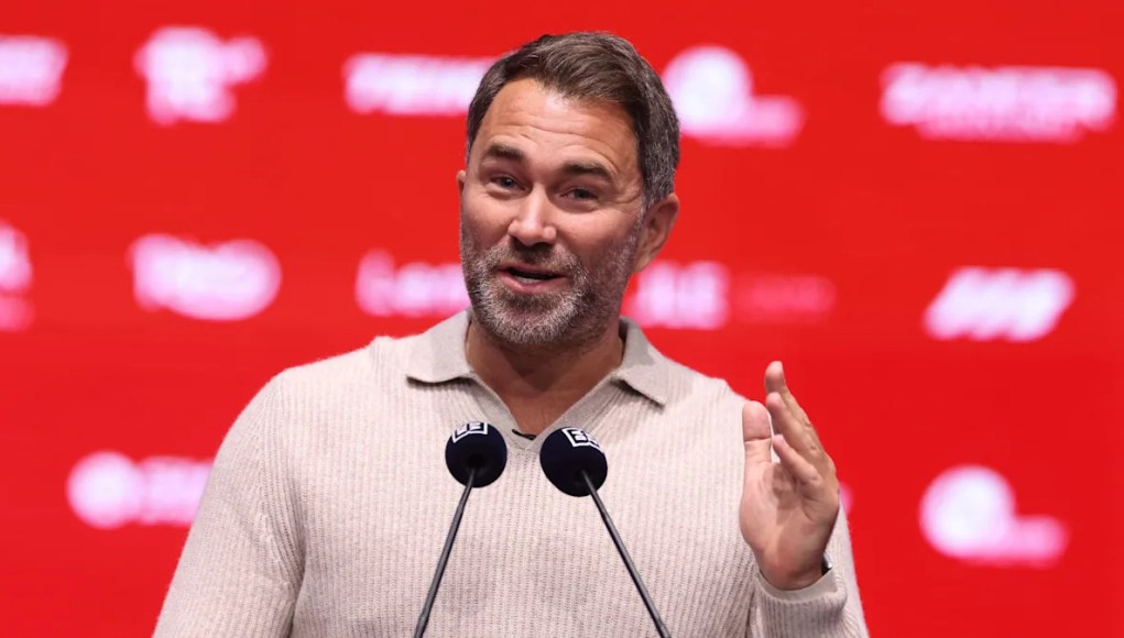 Matchroom de Eddie Hearn firma una extensión de cinco años para el acuerdo de derechos de medios con DAZN Matchroom de Eddie Hearn firma una extensión de cinco años para el acuerdo de derechos de medios con DAZN