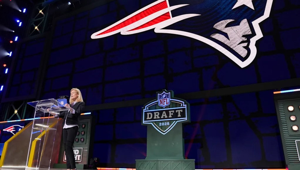 La selección de primera ronda de los Patriots finalizada después de la derrota del Super Bowl ante los Seahawks La selección de primera ronda de los Patriots finalizada después de la derrota del Super Bowl ante los Seahawks