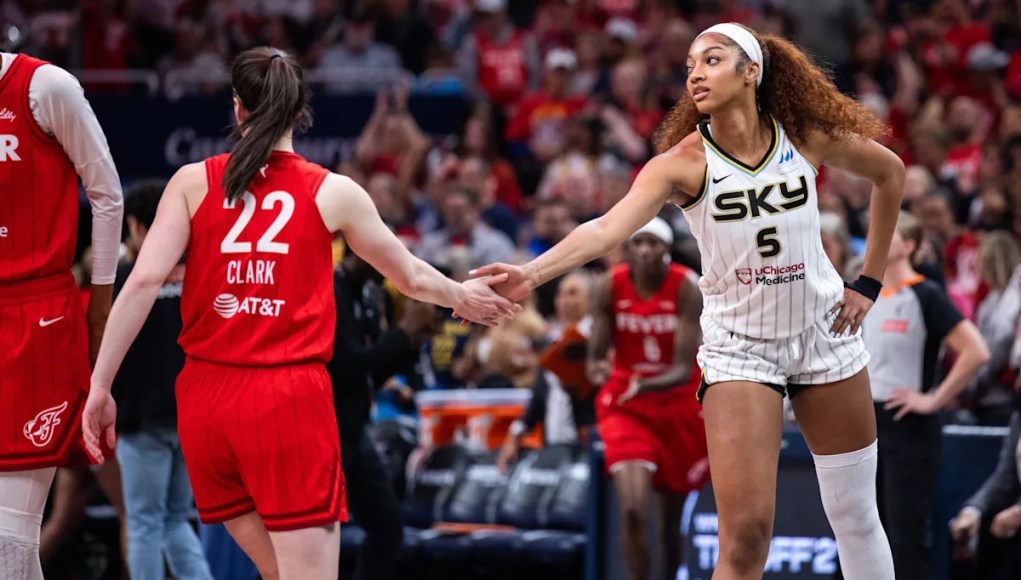 Angel Reese responde a las afirmaciones de que odia a la estrella de la WNBA Caitlin Clark Angel Reese responde a las afirmaciones de que odia a la estrella de la WNBA Caitlin Clark