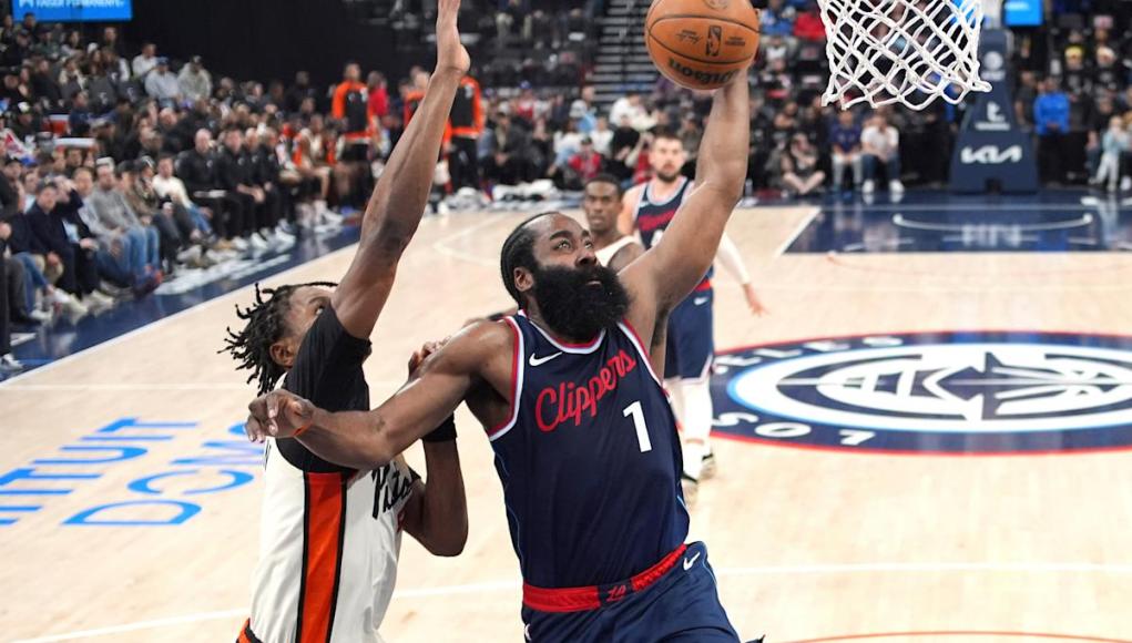 James Harden Publica Juego de 50 puntos vs. Pistons, se mueve a dentro de 1 de Kobe Bryant para el tercer lugar de todos los tiempos James Harden Publica Juego de 50 puntos vs. Pistons, se mueve a dentro de 1 de Kobe Bryant para el tercer lugar de todos los tiempos