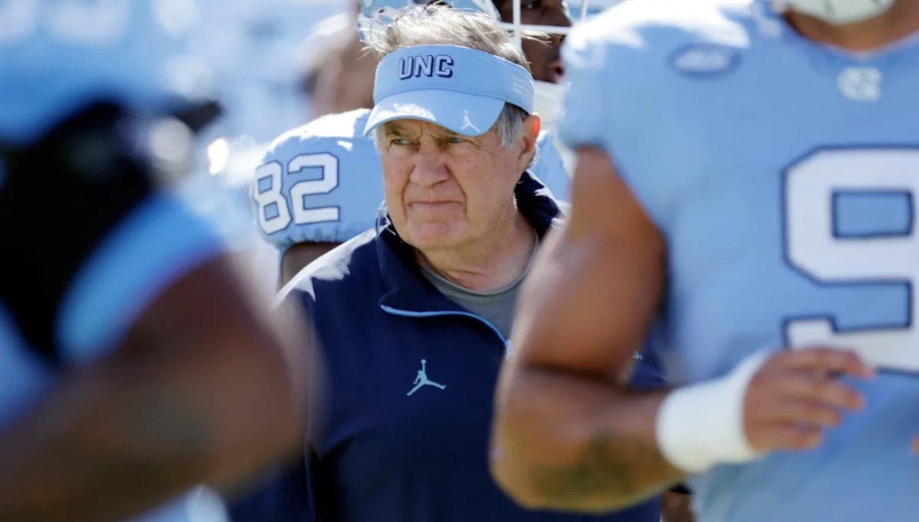 Bill Belichick aparentemente llama a Kirk Herbstreit durante la discusión del ‘College GameDay’ sobre su futuro en la UNC Bill Belichick aparentemente llama a Kirk Herbstreit durante la discusión del ‘College GameDay’ sobre su futuro en la UNC