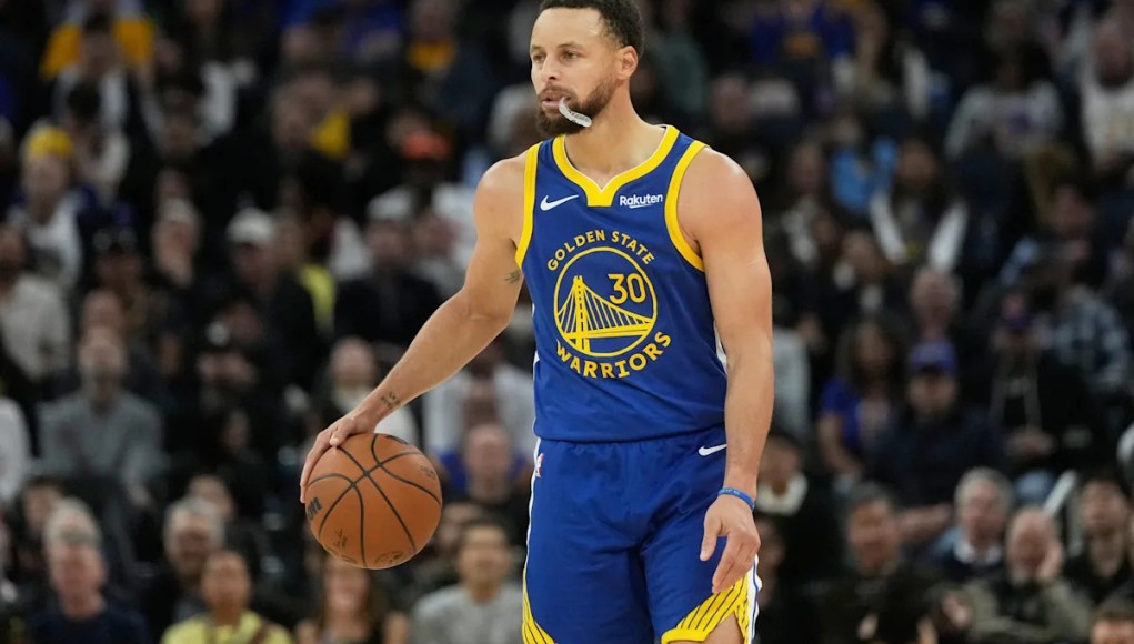 Stephen Curry podría estar fuera de los Warriors hasta después del receso del Juego de Estrellas, dice Steve Kerr Stephen Curry podría estar fuera de los Warriors hasta después del receso del Juego de Estrellas, dice Steve Kerr