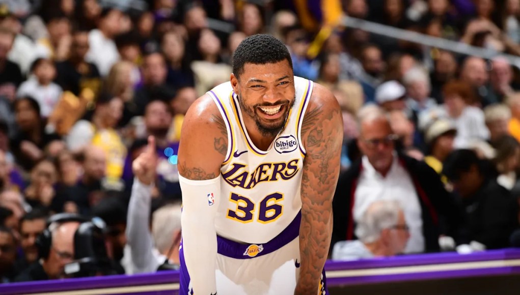 Marcus Smart está feliz de estar en el equipo de LeBron en lugar de sus oponentes en los playoffs Marcus Smart está feliz de estar en el equipo de LeBron en lugar de sus oponentes en los playoffs