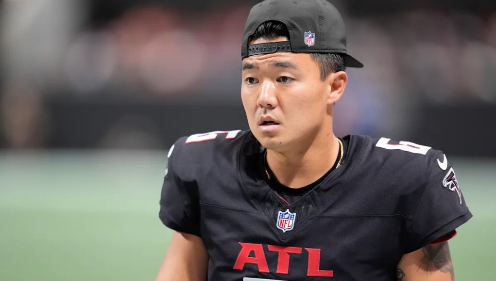 Falcons libera al pateador Younghoe Koo; Parker Romo sigue siendo titular después de hacer 5 goles de campo en victoria sobre Vikings Falcons libera al pateador Younghoe Koo; Parker Romo sigue siendo titular después de hacer 5 goles de campo en victoria sobre Vikings