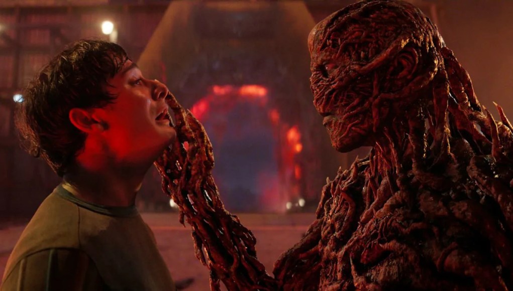 La estrella de Stranger Things dice que la relación de Vecna y Will refleja la de Harry Potter y Voldemort, y la toma de lado a lado es asombrosa. La estrella de Stranger Things dice que la relación de Vecna y Will refleja la de Harry Potter y Voldemort, y la toma de lado a lado es asombrosa.