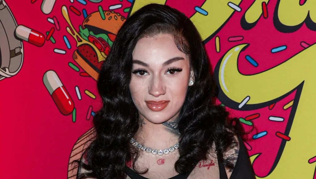 El padre de Bhad Bhabie critica su canción por ser lo opuesto al título El padre de Bhad Bhabie critica su canción por ser lo opuesto al título