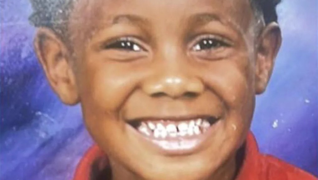 Jamal White, desaparecido de 7 años, presuntamente secuestrado a punta de pistola en Milwaukee, encontró menos de 24 horas después Jamal White, desaparecido de 7 años, presuntamente secuestrado a punta de pistola en Milwaukee, encontró menos de 24 horas después
