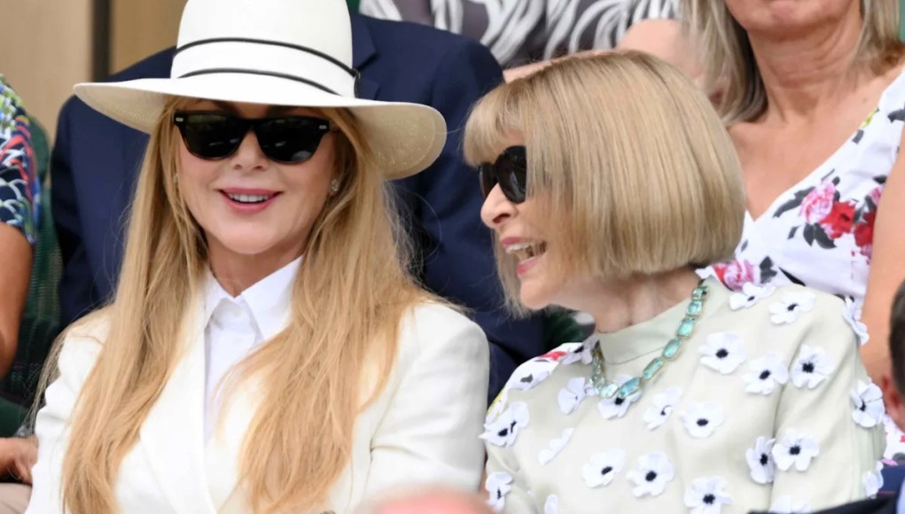 Nicole Kidman le da a la ropa masculina preppy un toque elegante de verano en Wimbledon Nicole Kidman le da a la ropa masculina preppy un toque elegante de verano en Wimbledon