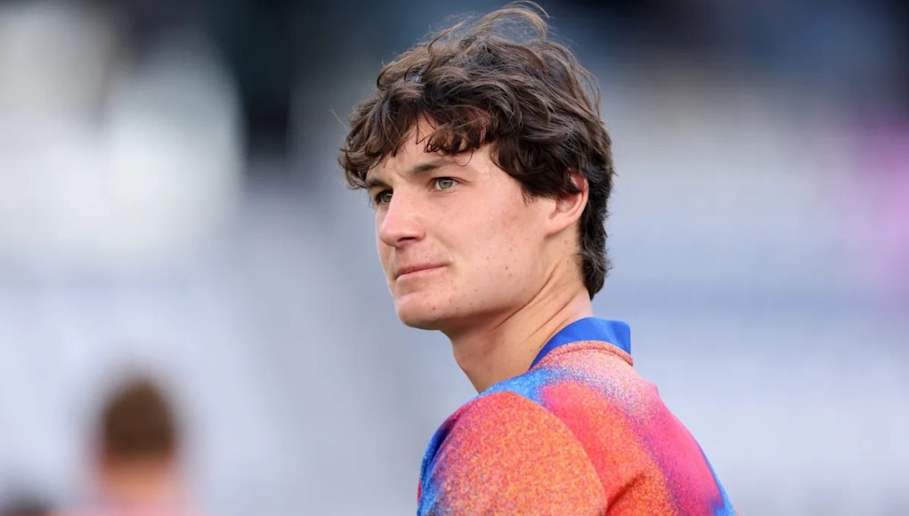 Paxten Aaronson se prepara para comenzar un papel en Eintracht Frankfurt Paxten Aaronson se prepara para comenzar un papel en Eintracht Frankfurt