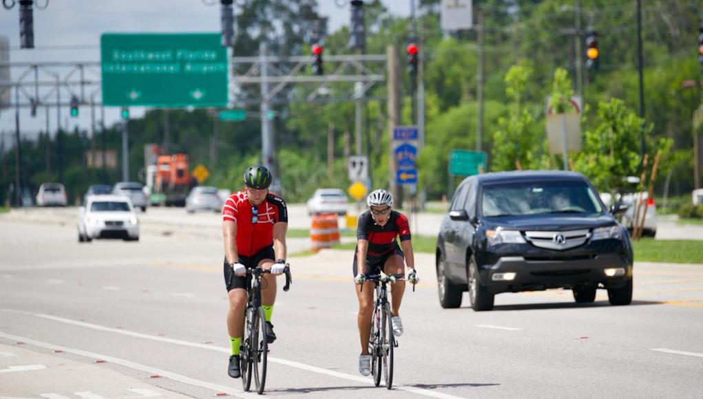 MPO del condado de Lee Buscando su aporte de transporte con encuesta, audiencia pública MPO del condado de Lee Buscando su aporte de transporte con encuesta, audiencia pública