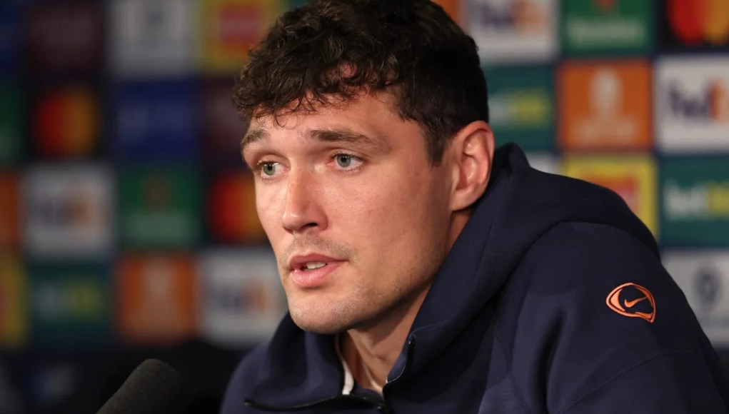 El reglamento de La Liga permite al Barcelona fichar a un sustituto tras la lesión del ligamento cruzado anterior de la estrella defensiva El reglamento de La Liga permite al Barcelona fichar a un sustituto tras la lesión del ligamento cruzado anterior de la estrella defensiva