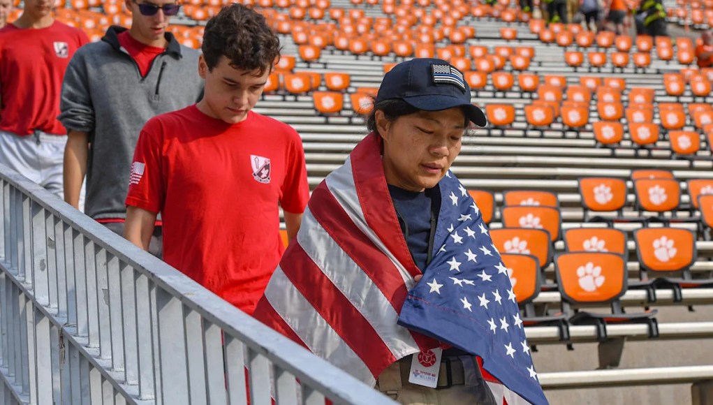 Eventos del 11 de septiembre para incluir caminatas, escaladas en el estadio Clemson, Fluor Field, más Eventos del 11 de septiembre para incluir caminatas, escaladas en el estadio Clemson, Fluor Field, más