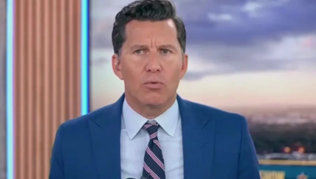 El anfitrión de Fox aumenta el choque con Texas Dem en la crisis en el aire El anfitrión de Fox aumenta el choque con Texas Dem en la crisis en el aire