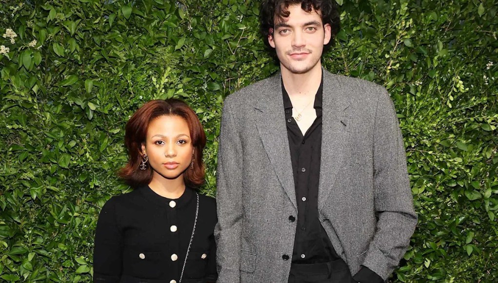 La estrella de “Industry” Myha’la revela que ha estado casada en secreto durante un año con su pareja Armando Rivera La estrella de “Industry” Myha’la revela que ha estado casada en secreto durante un año con su pareja Armando Rivera