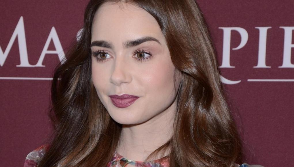 La hija de Lily Collins, Tove, es la estrella del espectáculo en su ‘Dance Party of Three’ La hija de Lily Collins, Tove, es la estrella del espectáculo en su ‘Dance Party of Three’