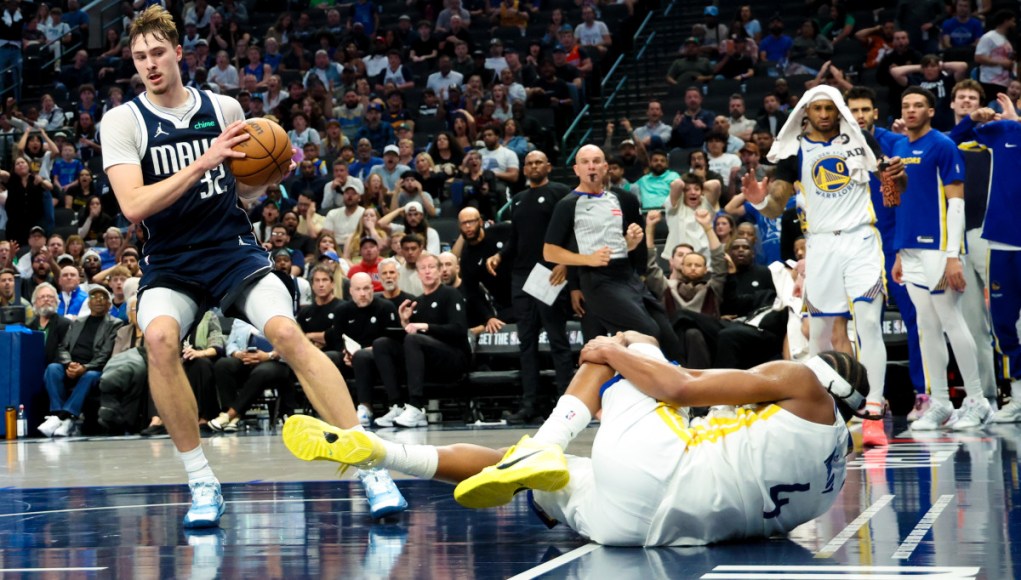 Lo que Moses Moody le dijo inmediatamente a Draymond Green después de una desafortunada lesión Lo que Moses Moody le dijo inmediatamente a Draymond Green después de una desafortunada lesión