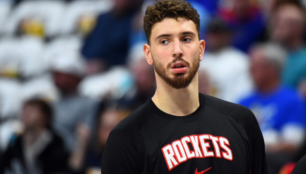 Alperen Sengun brinda una actualización de salud positiva después de la victoria de los Rockets sobre los Bucks Alperen Sengun brinda una actualización de salud positiva después de la victoria de los Rockets sobre los Bucks