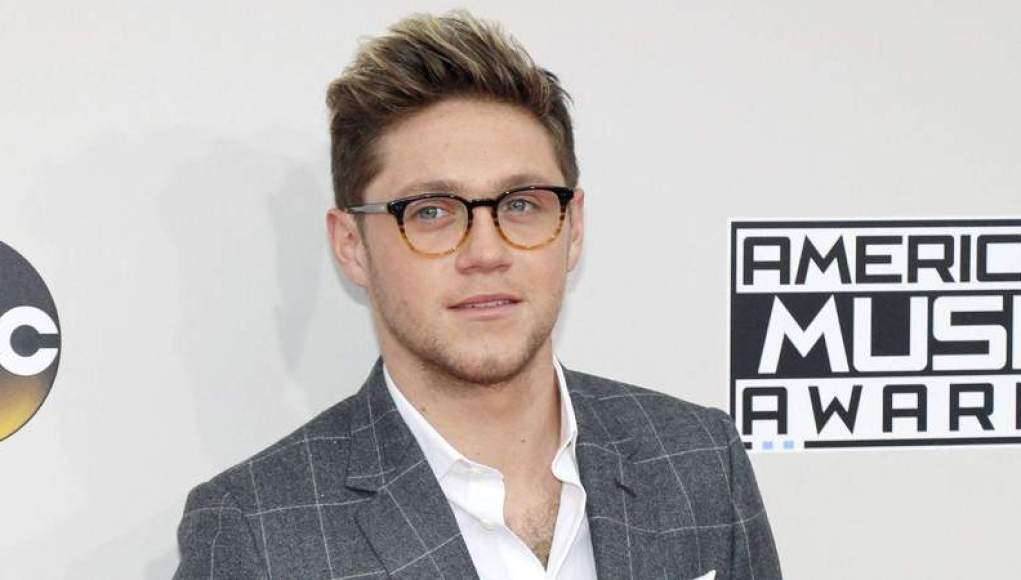 EXCLUSIVO: El ex compañero de banda de One Direction de Harry Styles ‘lisiado por el miedo’ está listo para aterrizar en una silla de ruedas debido a ‘genes dudosos’ EXCLUSIVO: El ex compañero de banda de One Direction de Harry Styles ‘lisiado por el miedo’ está listo para aterrizar en una silla de ruedas debido a ‘genes dudosos’