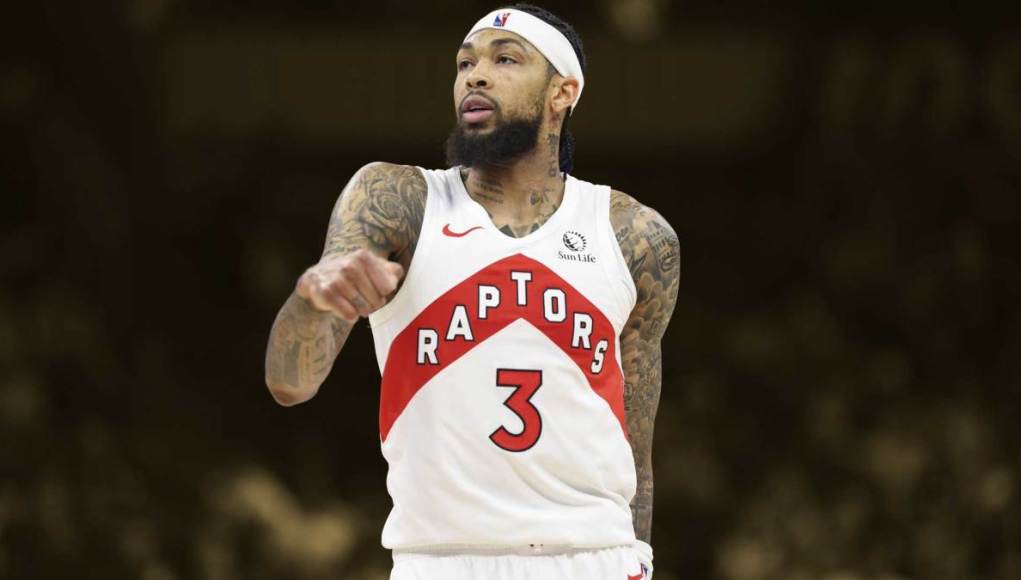 El padre de Brandon Ingram criticó el desaire del All-Star de su hijo: «Los Pacers enviaron a un All-Star con un récord fallido en 15 en el Este» El padre de Brandon Ingram criticó el desaire del All-Star de su hijo: «Los Pacers enviaron a un All-Star con un récord fallido en 15 en el Este»