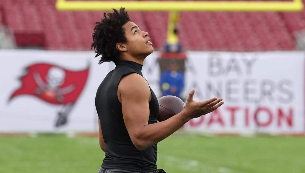 Coker está dentro, Legette está fuera y la ‘producción’ es el rey en el puesto WR2 para Panthers Coker está dentro, Legette está fuera y la ‘producción’ es el rey en el puesto WR2 para Panthers