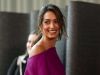 Amal Clooney agrega un toque de lujo al minivestido Balenciaga con Cartier