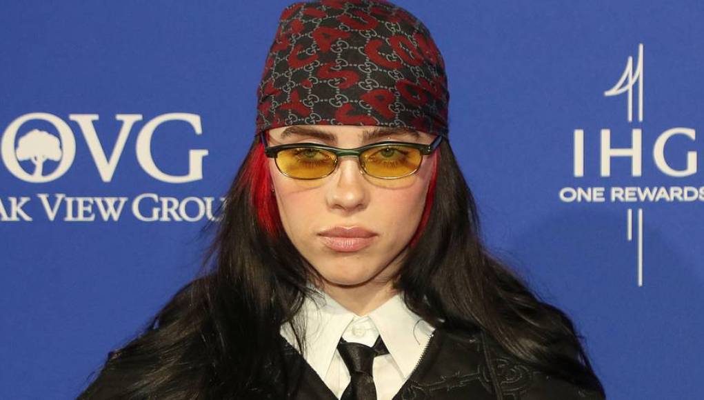 Billie Eilish finalmente comenta sobre su participación en Survivor 50 (y los fanáticos no están emocionados) Billie Eilish finalmente comenta sobre su participación en Survivor 50 (y los fanáticos no están emocionados)