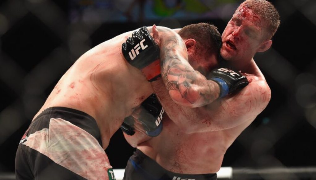 Ex peleador de UFC anuncia retiro repentino a los 39 años Ex peleador de UFC anuncia retiro repentino a los 39 años