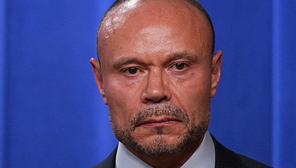 Dan Bongino lanza una perorata con clasificación R contra el votante de Donald Trump que se atrevió a quejarse Dan Bongino lanza una perorata con clasificación R contra el votante de Donald Trump que se atrevió a quejarse