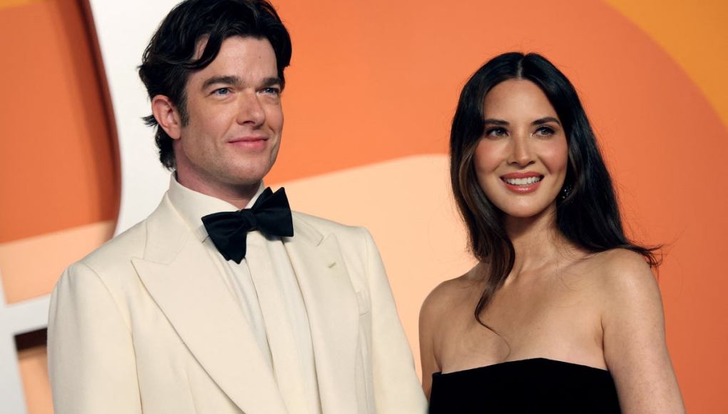 Olivia Munn comparte cómo su esposo John Mulaney la apoyó después del diagnóstico de cáncer de mama Olivia Munn comparte cómo su esposo John Mulaney la apoyó después del diagnóstico de cáncer de mama
