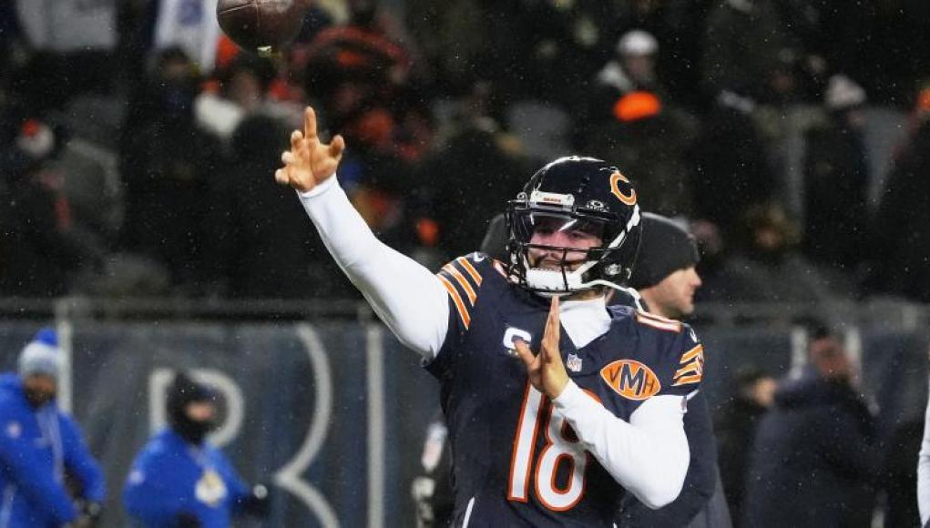 El exitoso lanzamiento comercial Bears-Raiders envía una estrella de 10 capturas por $ 106 millones a Chicago El exitoso lanzamiento comercial Bears-Raiders envía una estrella de 10 capturas por $ 106 millones a Chicago