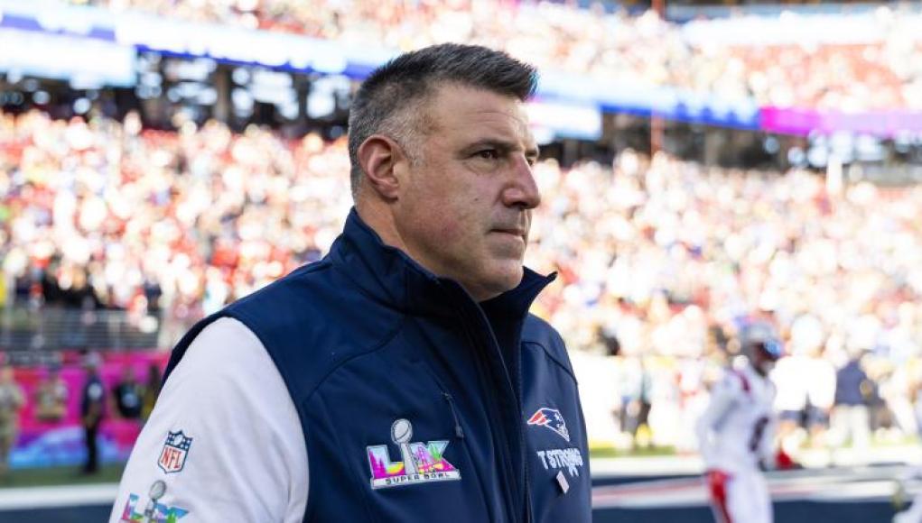 Se prevé que los New England Patriots contraten a la estrella polarizadora de los Dolphins que viene de una terrible lesión en la pierna Se prevé que los New England Patriots contraten a la estrella polarizadora de los Dolphins que viene de una terrible lesión en la pierna