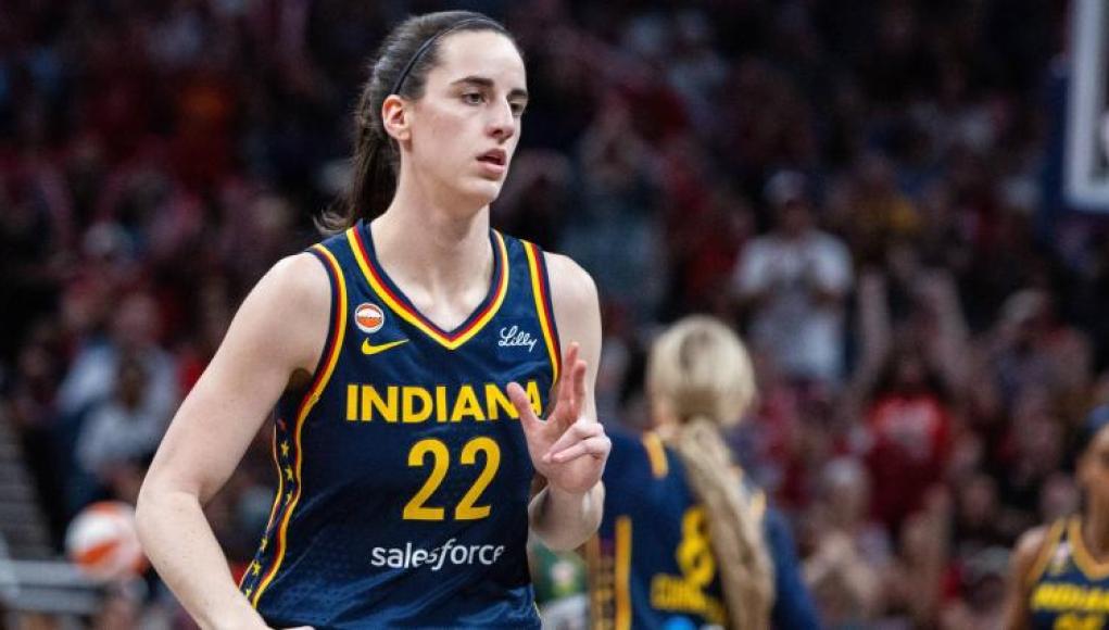 Caitlin Clark de Fever una vez más hace historia en el baloncesto como nunca antes se había hecho en la WNBA Caitlin Clark de Fever una vez más hace historia en el baloncesto como nunca antes se había hecho en la WNBA