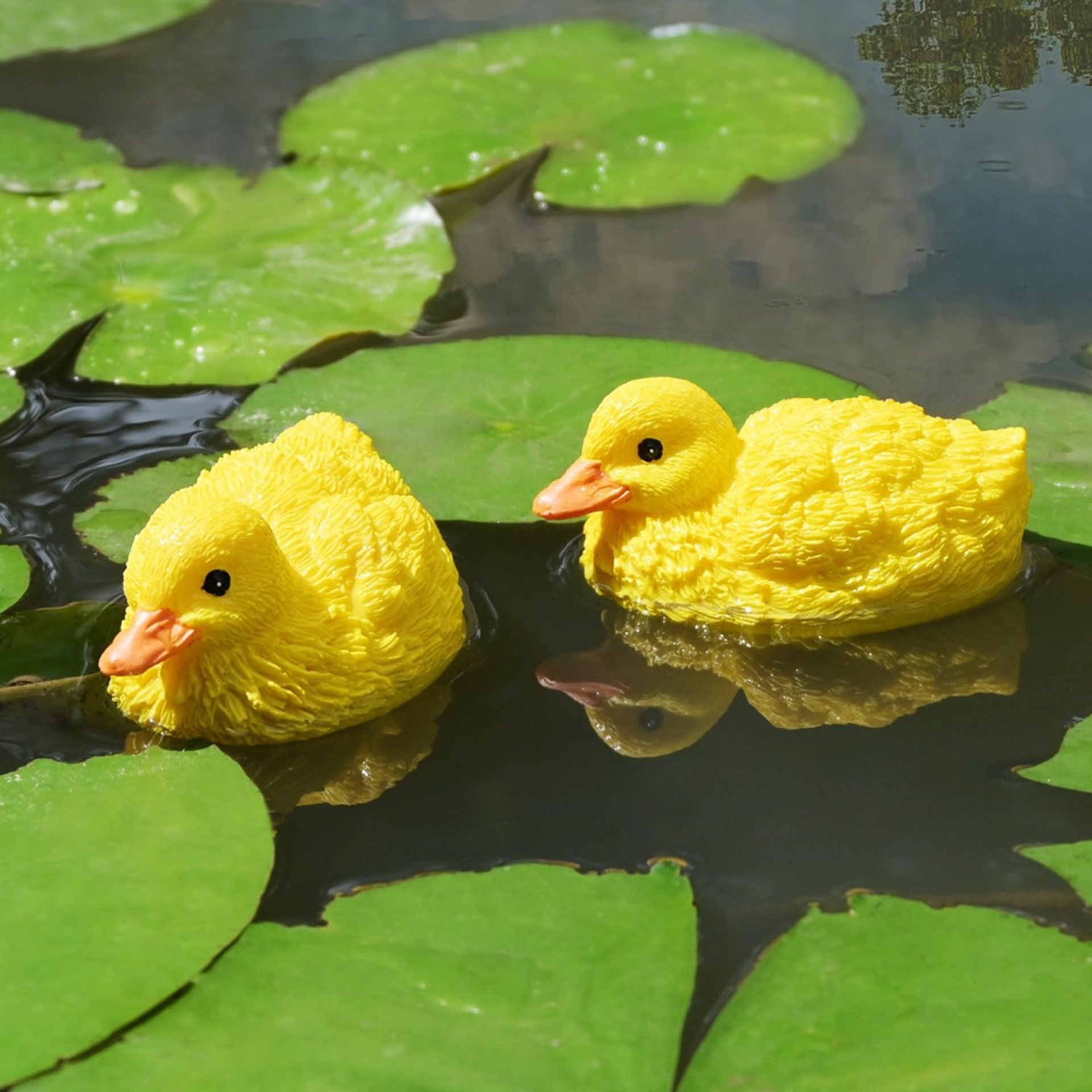 Pool Decorations Outdoor Duck Statue – Small Floating Pond Decor for Garden Outside Lawn Ornament Yellow Duckling Figurine Float Accessories Backyard Pool Decorations Outdoor Duck Statue – Small Floating Pond Decor for Garden Outside Lawn Ornament Yellow Duckling Figurine Float Accessories Backyard