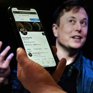 With Twitter, Musk’s influence enters uncharted territory With Twitter, Musk’s influence enters uncharted territory