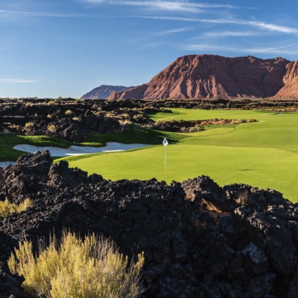 Stephan Jaeger chips in twice and shoots 63 to lead Black Desert Championship Stephan Jaeger chips in twice and shoots 63 to lead Black Desert Championship