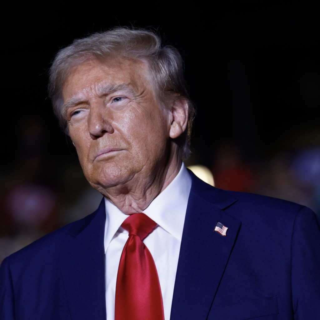 Trump’s Team Shuts Down Ex-Adviser’s Crimea Claim: ‘Does Not Speak for Him’ Trump’s Team Shuts Down Ex-Adviser’s Crimea Claim: ‘Does Not Speak for Him’