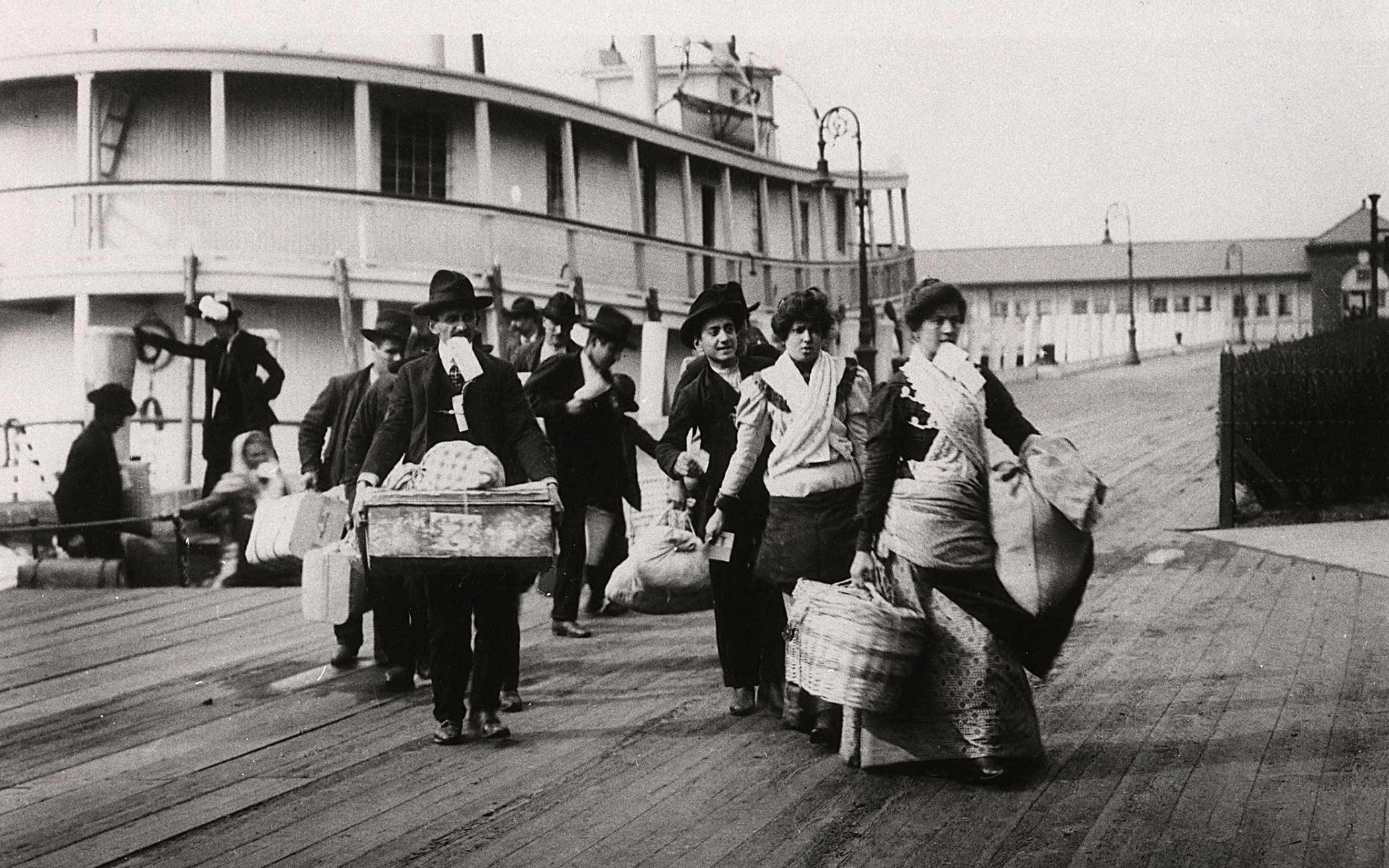 When Did Irish Immigrants Come to America? When Did Irish Immigrants Come to America?