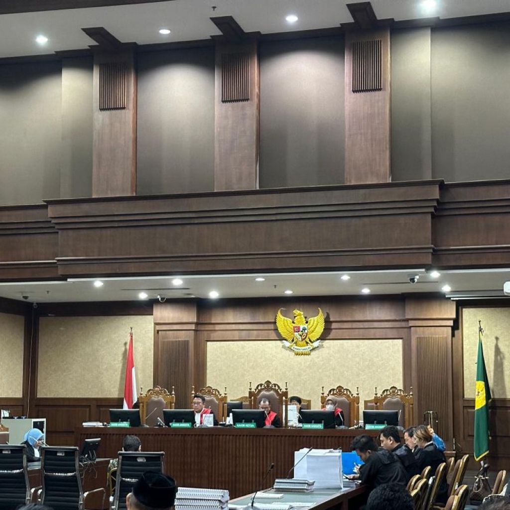 Pengertian hukum dan jenis-jenisnya di Indonesia Pengertian hukum dan jenis-jenisnya di Indonesia