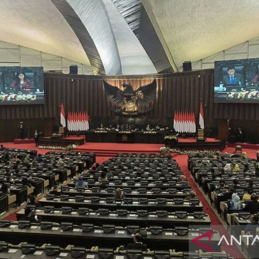 Memahami jenis-jenis sidang MPR dan fungsinya Memahami jenis-jenis sidang MPR dan fungsinya