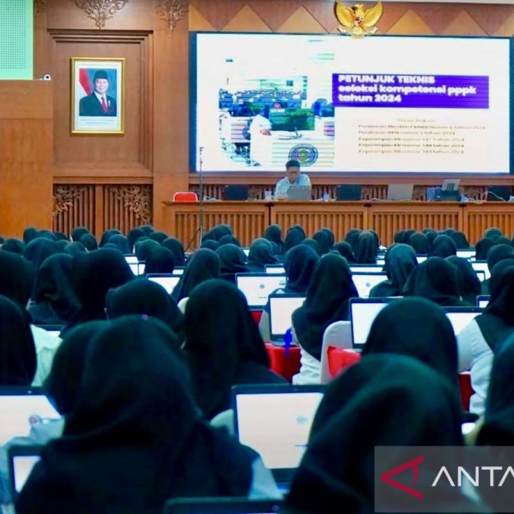 Aturan pakaian ASN terbaru, pedoman resmi dari Kemendikdasmen Aturan pakaian ASN terbaru, pedoman resmi dari Kemendikdasmen