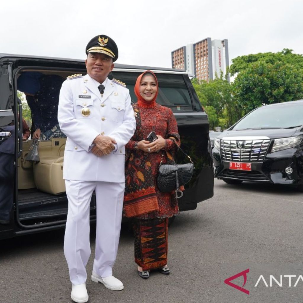 Segini harta kekayaan Muhidin, Gubernur Kalsel yang baru dilantik Segini harta kekayaan Muhidin, Gubernur Kalsel yang baru dilantik