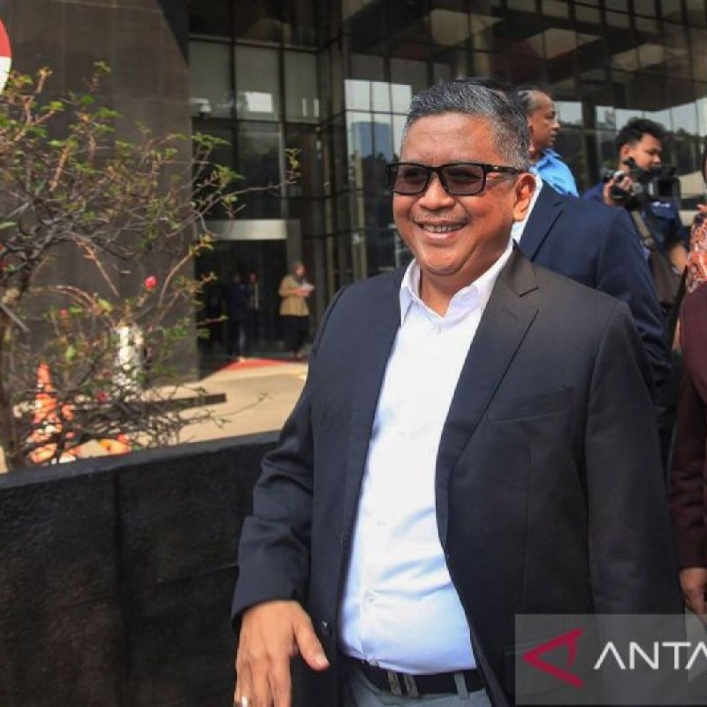 Siapakah Hasto Kristiyanto? Tersangka baru dalam kasus Harun Masiku Siapakah Hasto Kristiyanto? Tersangka baru dalam kasus Harun Masiku
