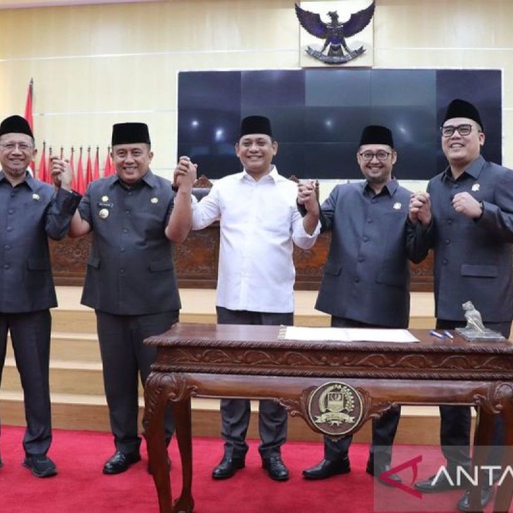 Daftar bupati dan wakil bupati Jabar yang dilantik 20 Februari 2025 Daftar bupati dan wakil bupati Jabar yang dilantik 20 Februari 2025
