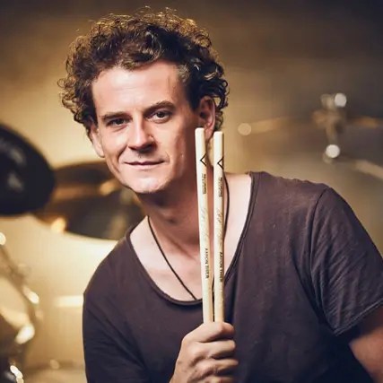 Aaron Thier Aaron Thier
