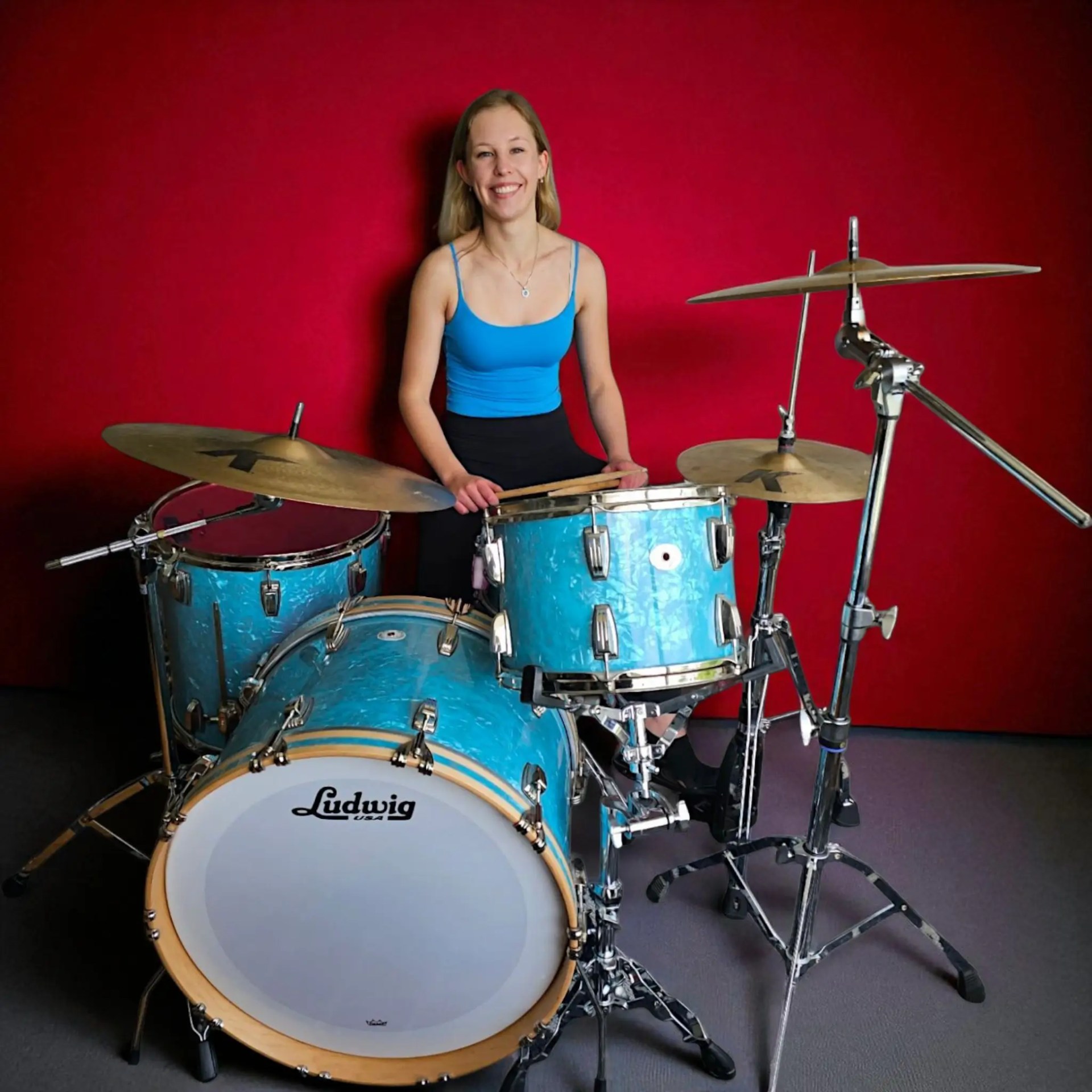 Nicole Niewinski Nicole Niewinski