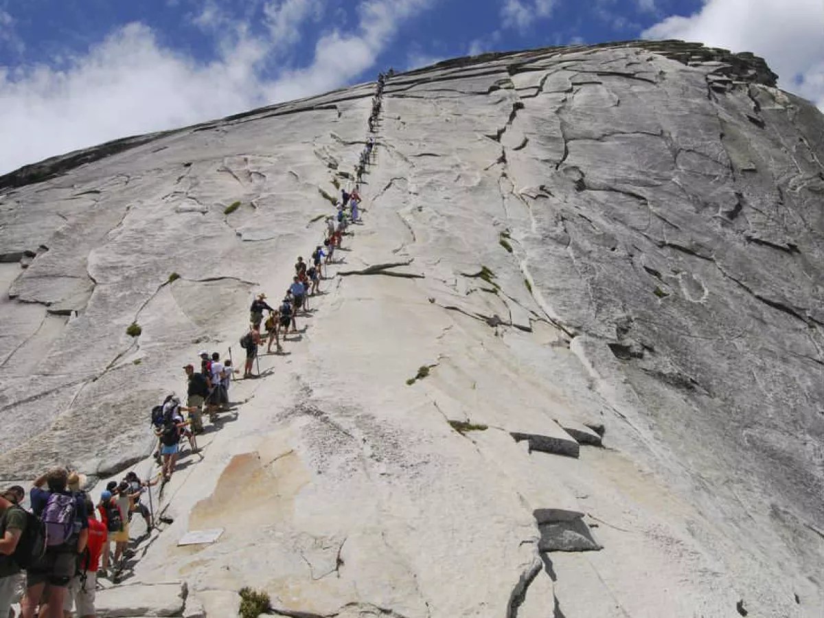 12 Most Dangerous Hikes in the US That Challenge Even the Most Seasoned Hikers 12 Most Dangerous Hikes in the US That Challenge Even the Most Seasoned Hikers
