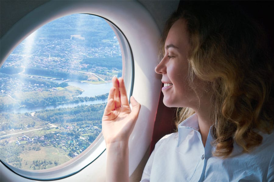 10 Things You Should Never Do While Flying 10 Things You Should Never Do While Flying