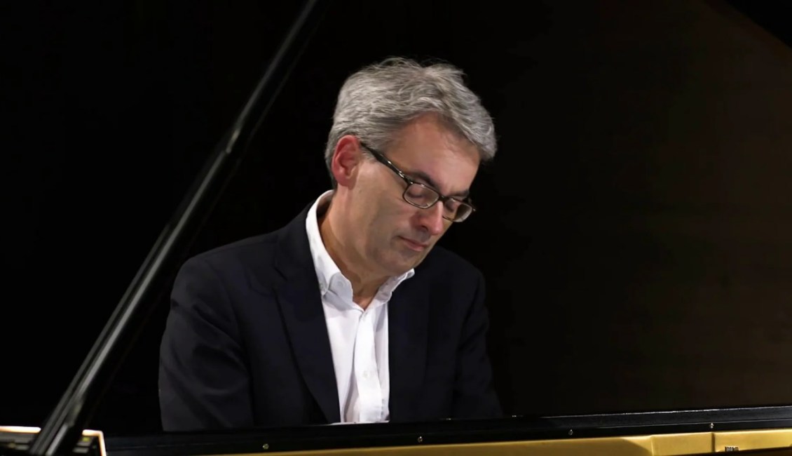 Pianist Markus Becker plays and talks Pianist Markus Becker plays and talks
