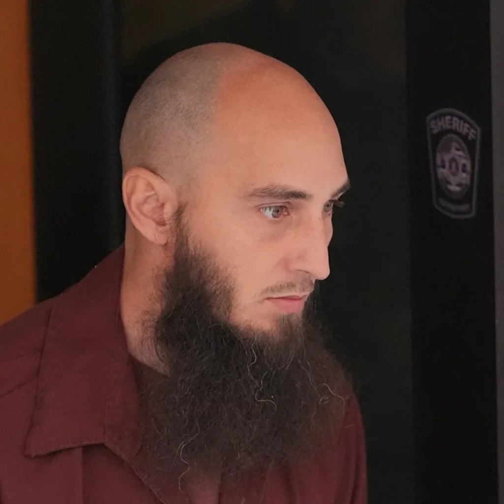 Pennsylvania man pleads responsible in arson assault at governor’s mansion whereas Shapiro’s household slept Pennsylvania man pleads responsible in arson assault at governor’s mansion whereas Shapiro’s household slept