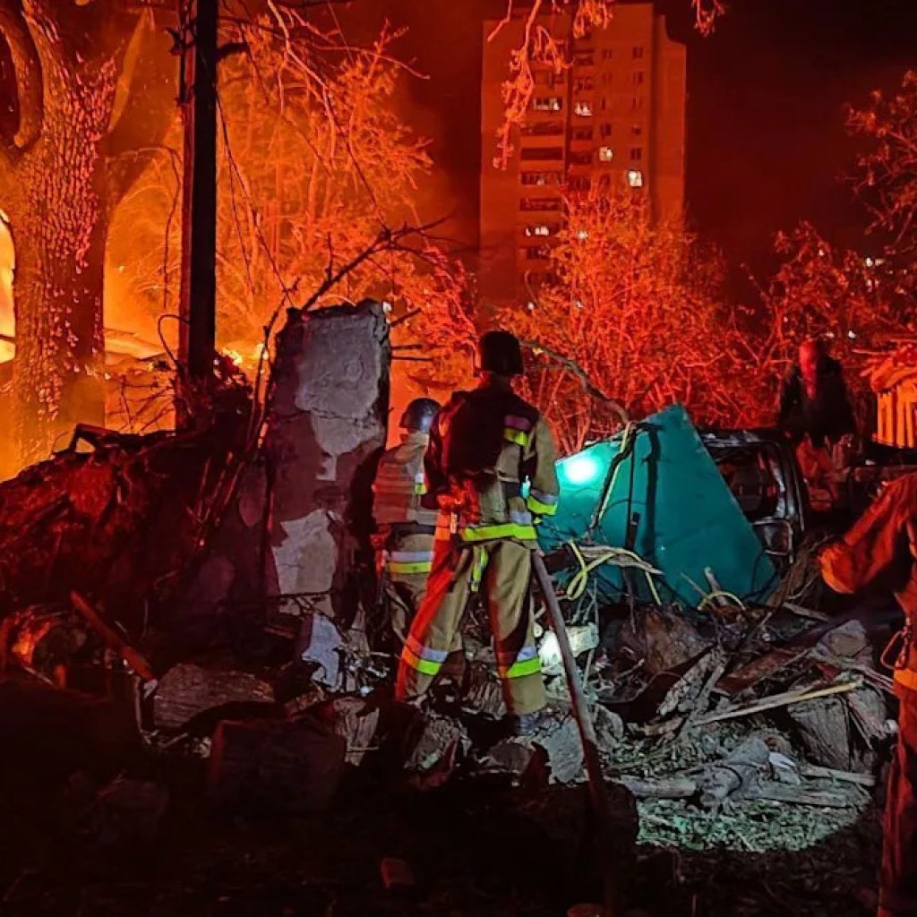 Ukraine and Russia strikes hit properties and oil depot close to Black Sea Ukraine and Russia strikes hit properties and oil depot close to Black Sea